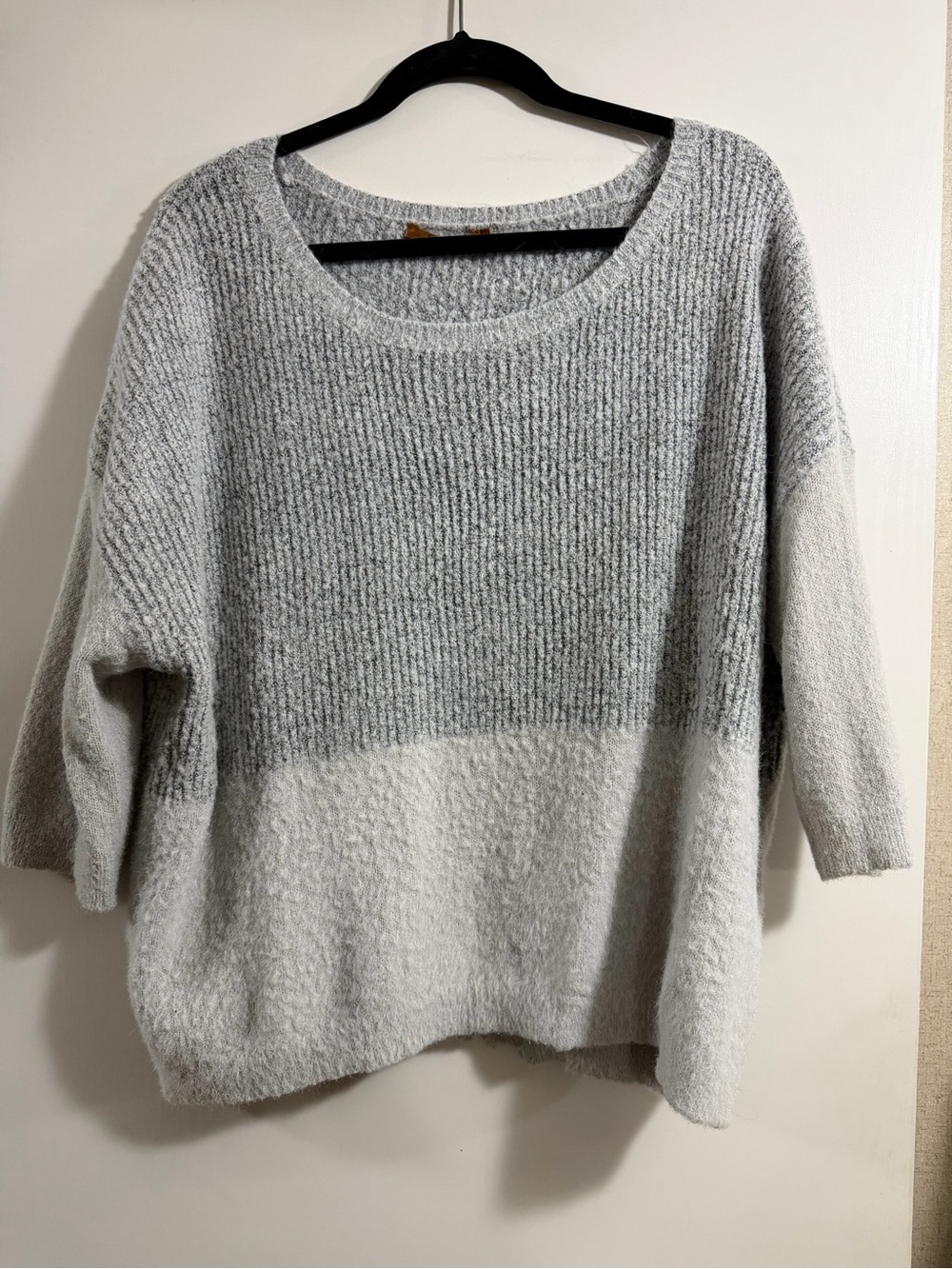 Belldini Two-Tone Light Gray and Off-White Scoop Neck Sweater